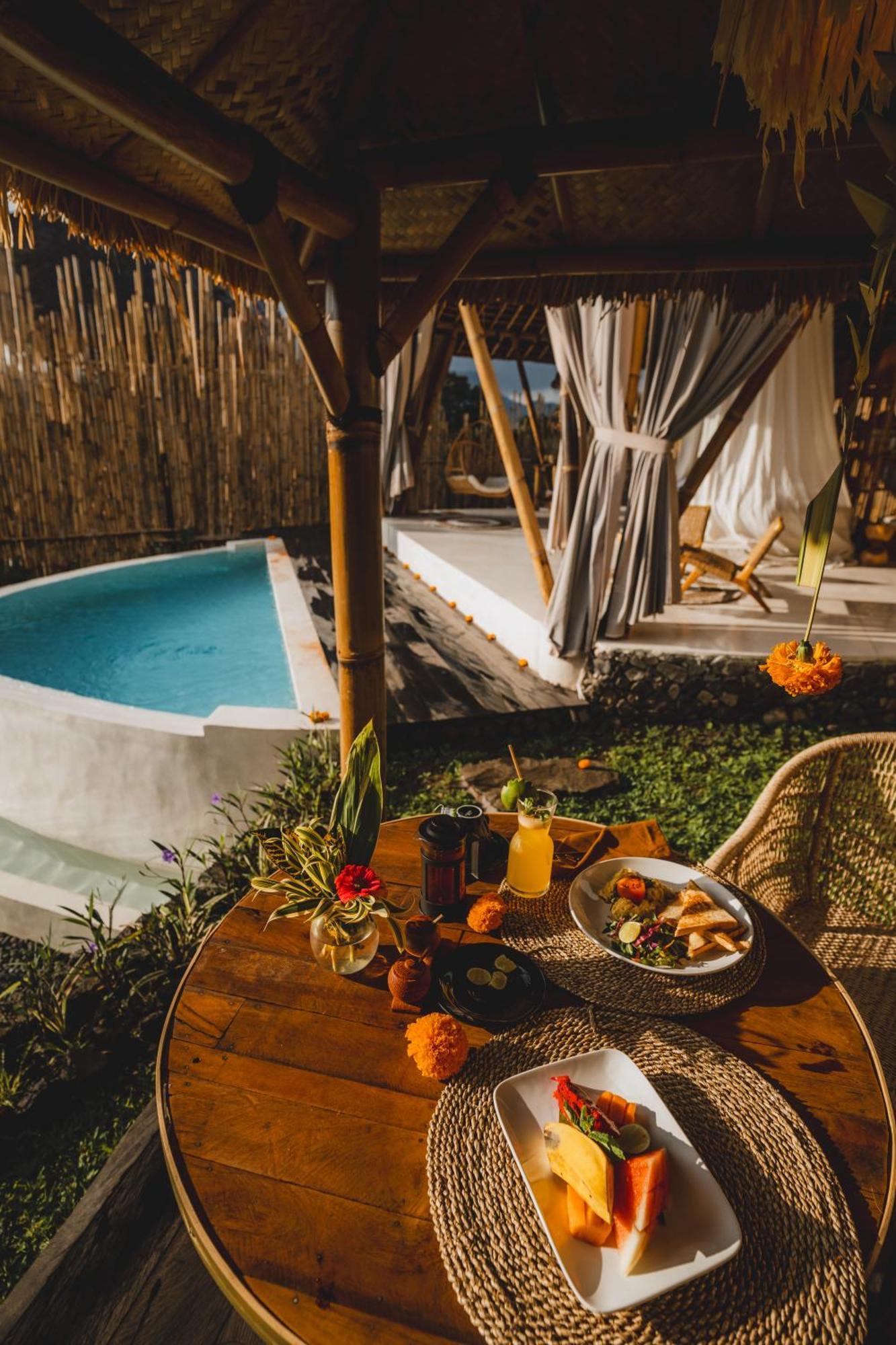Nivriti Bali Villa Сидемен Екстериор снимка
