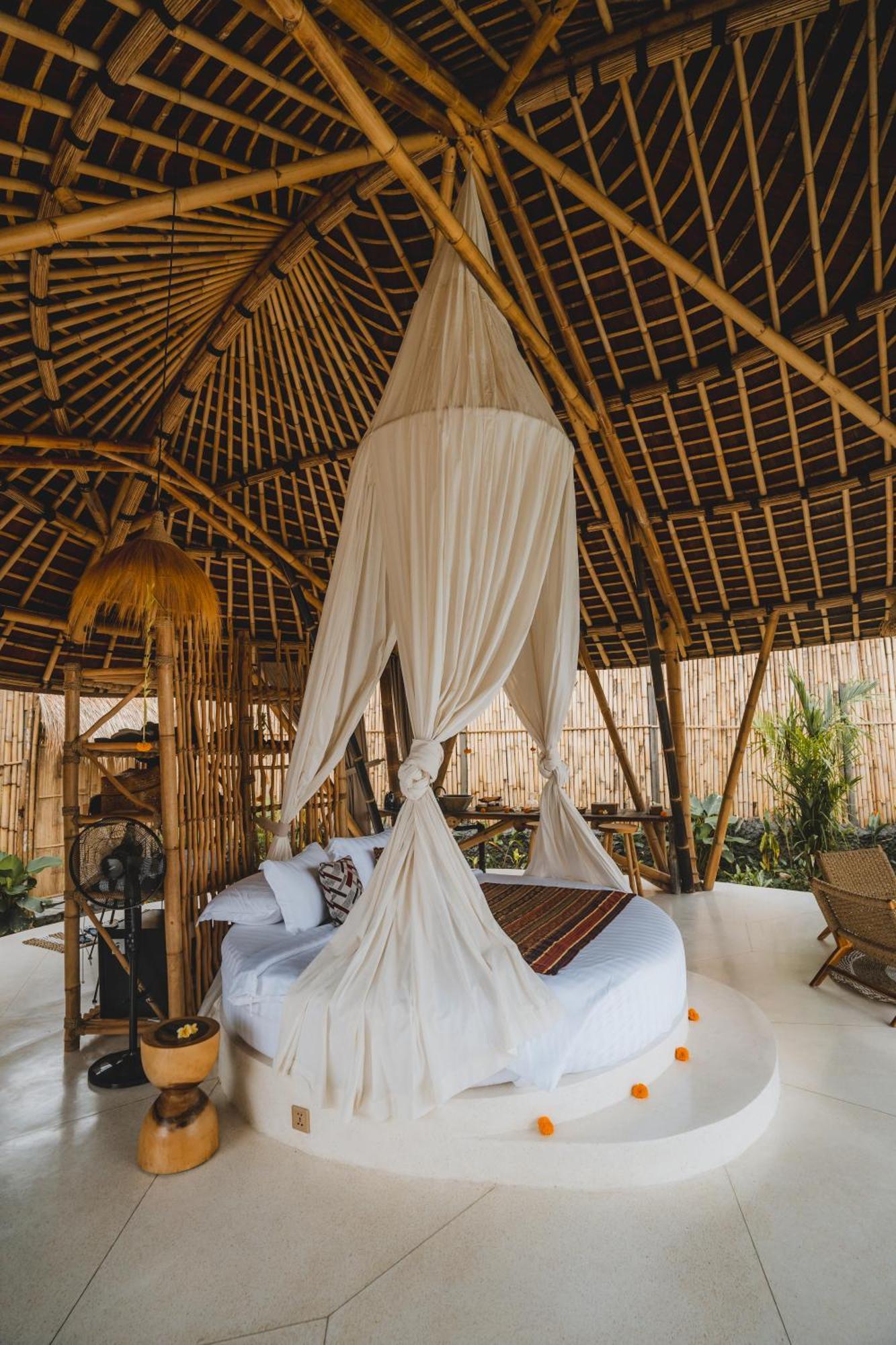 Nivriti Bali Villa Сидемен Екстериор снимка