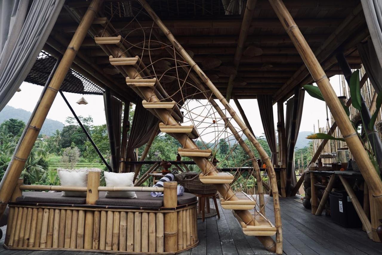 Nivriti Bali Villa Сидемен Екстериор снимка
